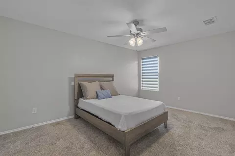 Bedroom - 1425 Sambar Lp, Laredo, TX 78045 photo 3 of 3