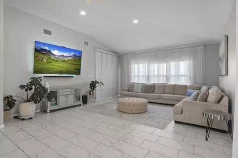 Living - 1425 Sambar Lp, Laredo, TX 78045 photo 2 of 2