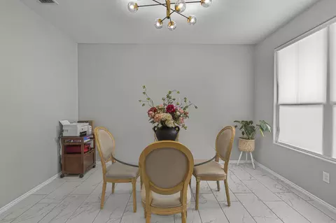 Dining - 1425 Sambar Lp, Laredo, TX 78045 photo 2 of 2