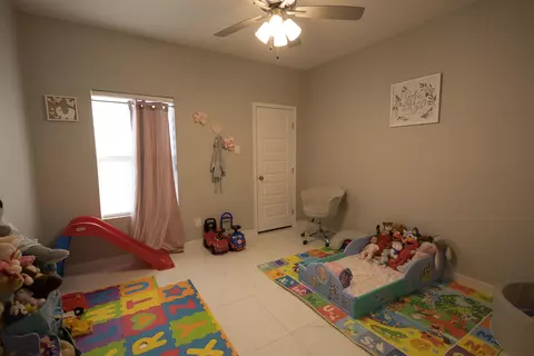 Bedroom - 5427 Granja Dr, Laredo, TX 78046 photo 3 of 5
