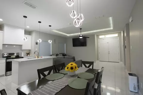 Entry Way - 5427 Granja Dr, Laredo, TX 78046 photo 1 of 1
