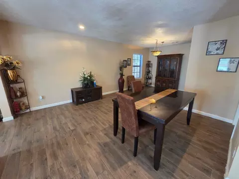 Dining - 418 E Walnut St, Laredo, TX 78041 photo 2 of 2