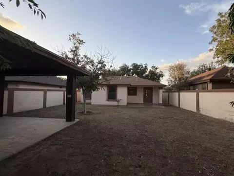 Exterior - 805 Prancer Rd, Laredo, TX 78045 photo 6 of 9
