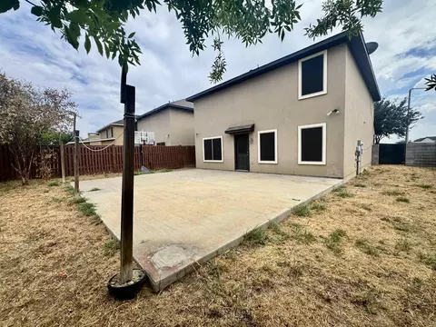 Exterior - 6002 Narciso Dr, Laredo, TX 78046 photo 3 of 4