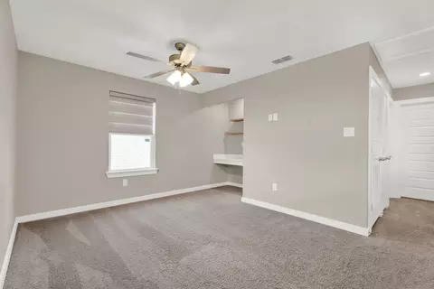 Bedroom - 1806 Sambar Lp, Laredo, TX 78045 photo 2 of 4
