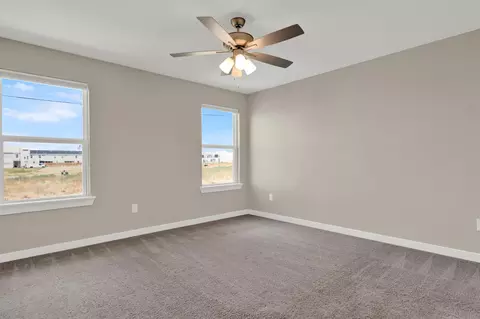Bedroom - 1806 Sambar Lp, Laredo, TX 78045 photo 4 of 4