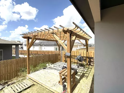 Exterior - 1604 Latigo Loop, Laredo, TX 78046 photo 5 of 5
