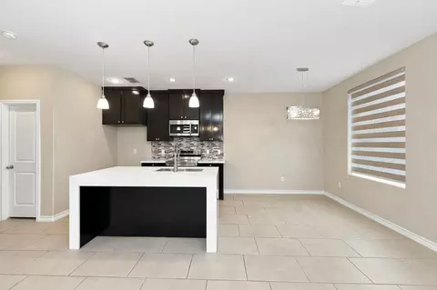 Kitchen - 7915 Elka Lp, Laredo, TX 78045 photo 1 of 4
