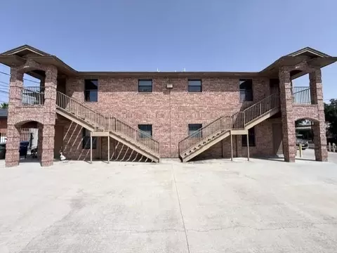 902 Laredo St # 4, Laredo, TX 78040