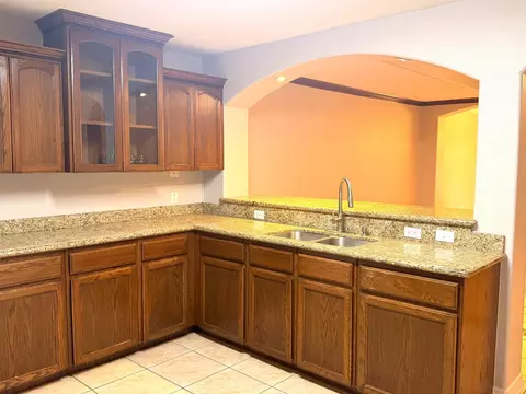 Kitchen - 116 Knoll Ave, Laredo, TX 78045 photo 2 of 2