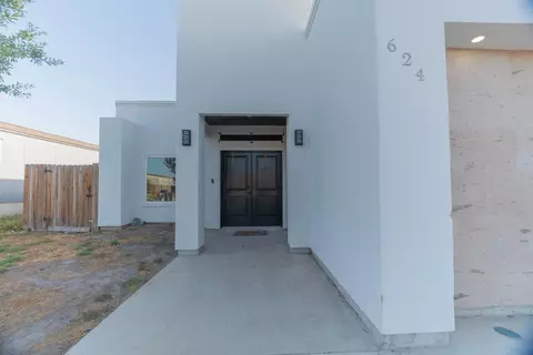 Exterior - 624 Rockrose Dr, Laredo, TX 78046 photo 3 of 7