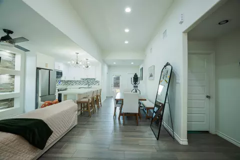 Entry Way - 624 Rockrose Dr, Laredo, TX 78046 photo 1 of 2