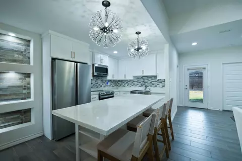 Kitchen - 624 Rockrose Dr, Laredo, TX 78046 photo 1 of 5