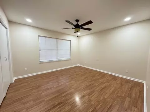 Living - 1300 Hillside Rd #8, Laredo, TX 78041 photo 10 of 10