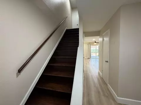 Entry Way - 1300 Hillside Rd #8, Laredo, TX 78041 photo 2 of 5