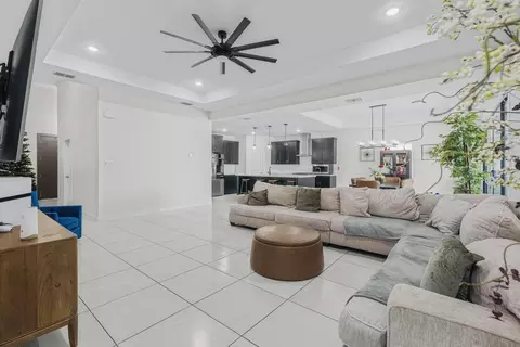 Entry Way - 104 Sorella Loop, Laredo, TX 78045 photo 1 of 1