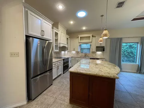 Kitchen - 115 Calma Dr, Laredo, TX 78045 photo 1 of 3