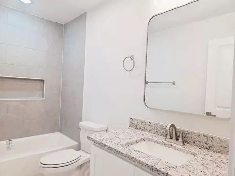 Bath - 2335 Mango Rd, Laredo, TX 78046 photo 2 of 2