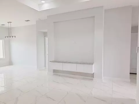 Living - 2335 Mango Rd, Laredo, TX 78046 photo 1 of 2