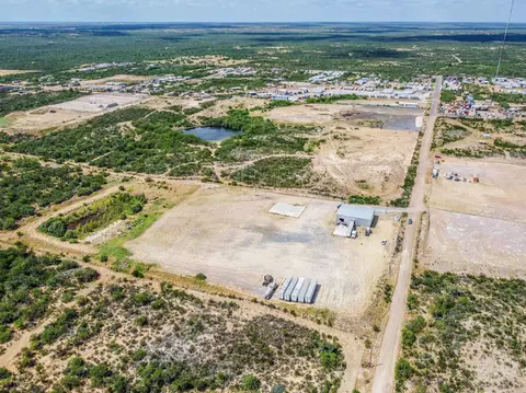 311 Chicote Rd, Laredo, TX 78045 photo 8