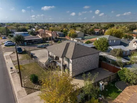 View/Area - 4102 Eagle Pass Ave #3, Laredo, TX 78040 photo 1 of 1