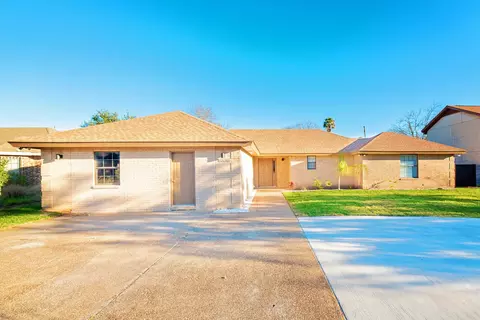 Exterior - 8655 Northridge Lp, Laredo, TX 78045 photo 4 of 7