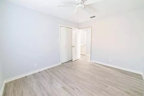 Bedroom - 8655 Northridge Lp, Laredo, TX 78045 photo 1 of 6