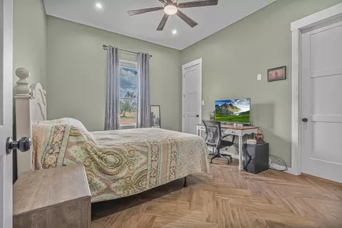 Bedroom - 275 Jefferies Rd, Laredo, TX 78045 photo 4 of 5