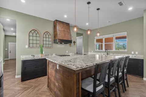 Kitchen - 275 Jefferies Rd, Laredo, TX 78045 photo 1 of 4