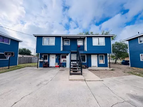 1303 Eistetter St #2, Laredo, TX 78041