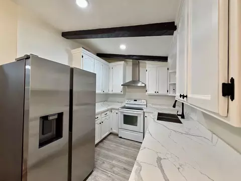 Kitchen - 1907 Plum St, Laredo, TX 78043 photo 1 of 1