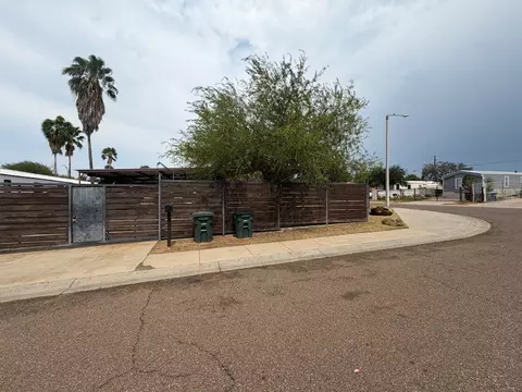 3426 Zamora Lp, Laredo, TX 78046 photo 2