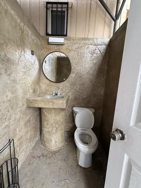 3426 Zamora Lp, Laredo, TX 78046 photo 11