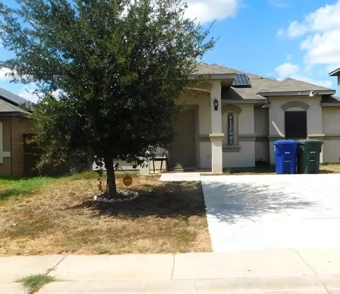 2020 Port Louisiana Dr, Laredo, TX 78045