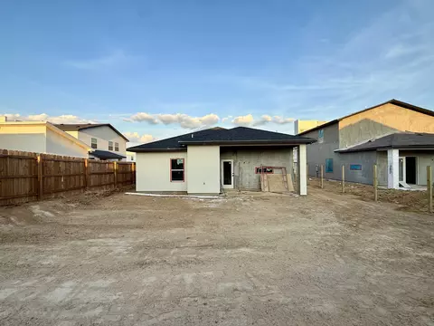 5706 Lone Star Loop, Laredo, TX 78046 photo 10
