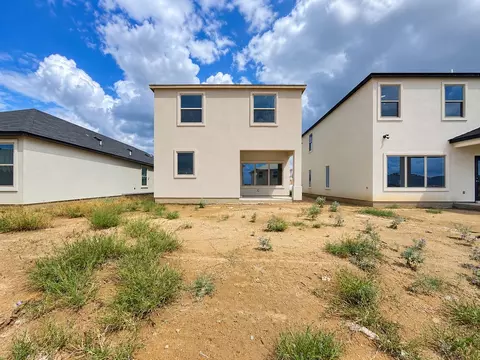 Exterior - 808 Monasterio Dr, Laredo, TX 78046 photo 5 of 5