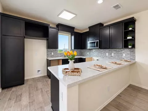 Kitchen - 808 Monasterio Dr, Laredo, TX 78046 photo 2 of 2