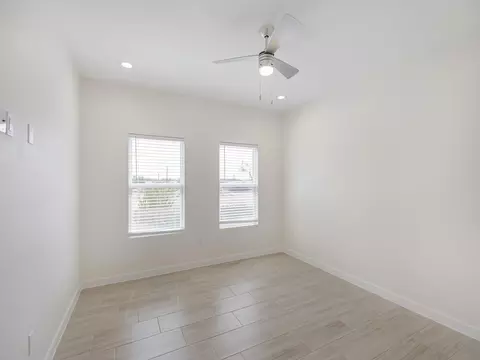 Bedroom - 417 Deer Path Loop, Laredo, TX 78045 photo 1 of 6
