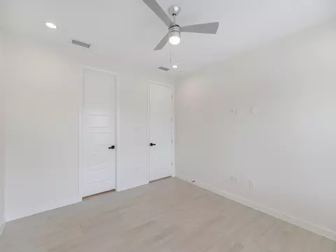 Bedroom - 417 Deer Path Loop, Laredo, TX 78045 photo 2 of 6