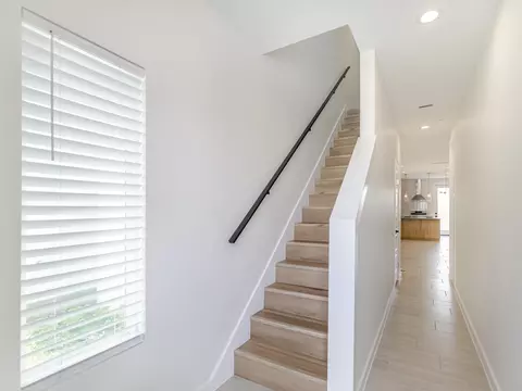 Entry Way - 417 Deer Path Loop, Laredo, TX 78045 photo 1 of 2