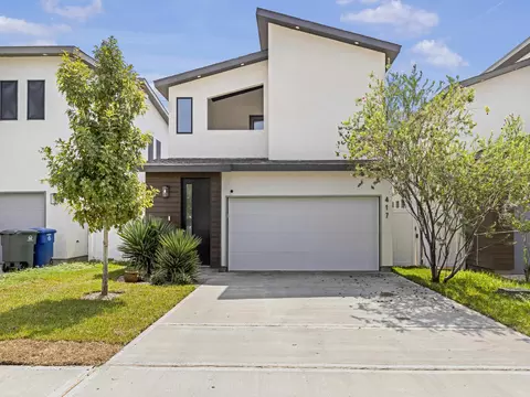 Exterior - 417 Deer Path Loop, Laredo, TX 78045 photo 3 of 6