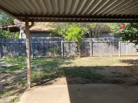 Exterior - 8617 Northridge Lp, Laredo, TX 78041 photo 2 of 6
