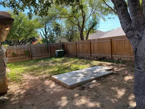 Exterior - 8617 Northridge Lp, Laredo, TX 78041 photo 3 of 6