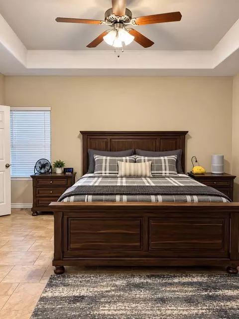 Bedroom - 109 Pacifico Dr, Laredo, TX 78045 photo 4 of 5
