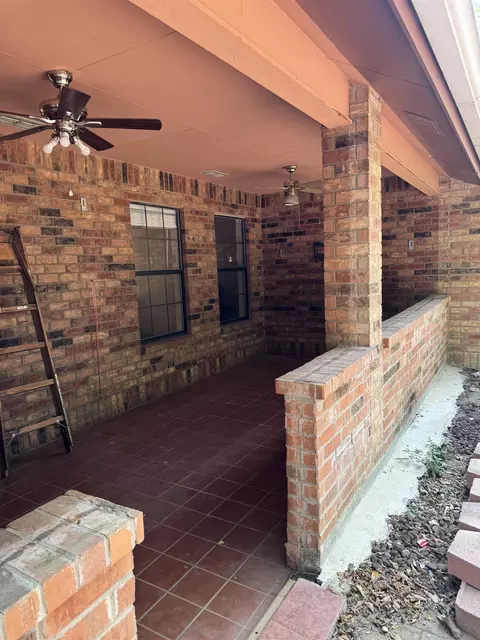 Exterior - 8835 Liberty Lp, Laredo, TX 78045 photo 2 of 3