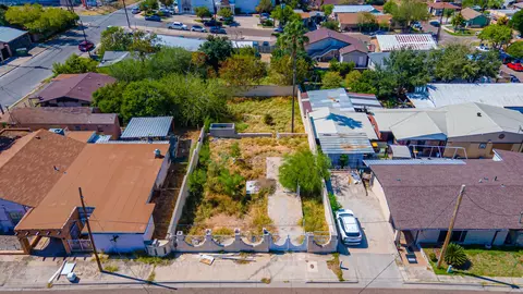 1710 Mcclelland Ave, Laredo, TX 78040