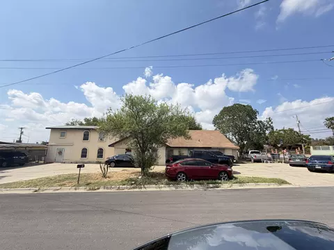 2619 Blaine St, Laredo, TX 78043