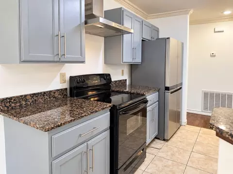 Kitchen - 8711 Jerry Loop, Laredo, TX 78045 photo 2 of 2