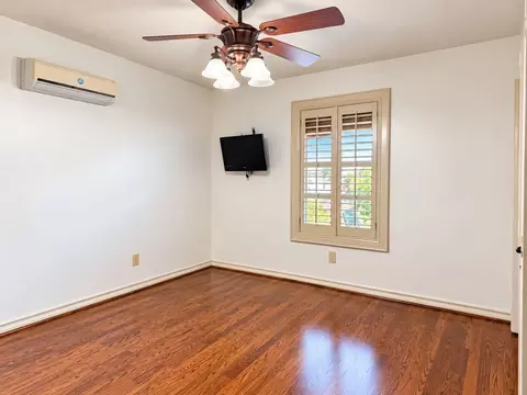 Bedroom - 8711 Jerry Loop, Laredo, TX 78045 photo 1 of 2