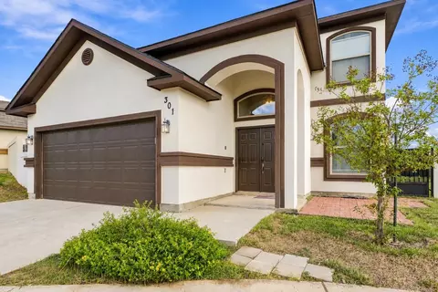 Exterior - 301 Ladera Dr, Laredo, TX 78045 photo 3 of 8